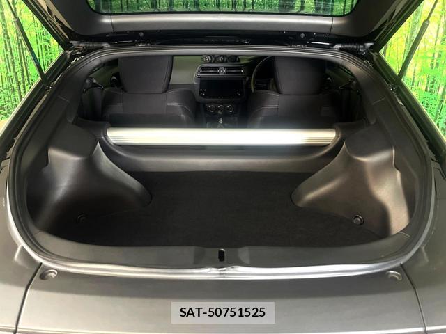 Nissan FAIRLADY Z 2025-07 8648295-12