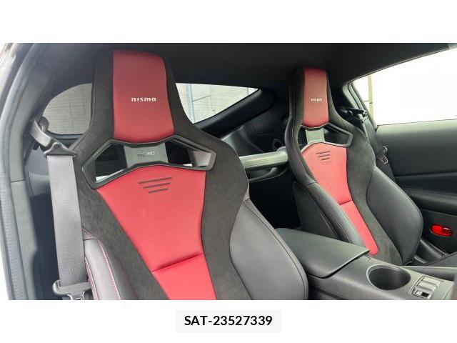 Nissan FAIRLADY Z 2024-12 8649625-5