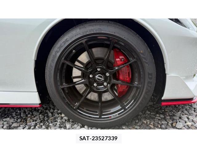 Nissan FAIRLADY Z 2024-12 8649625-6