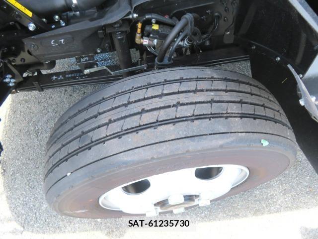 MITSUBISHI FUSO Fighter 2026-05 8648605-7