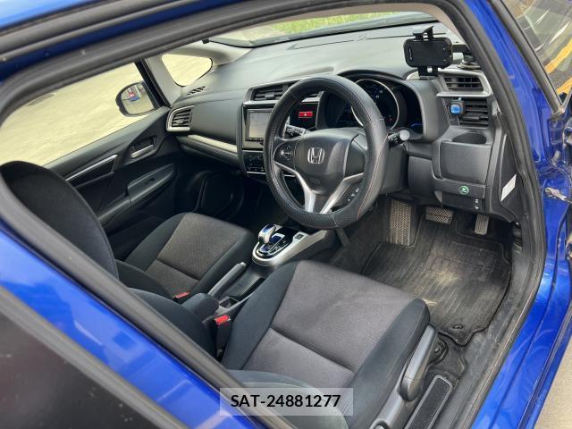 Honda FIT HYBRID 2013-09 8646659-3
