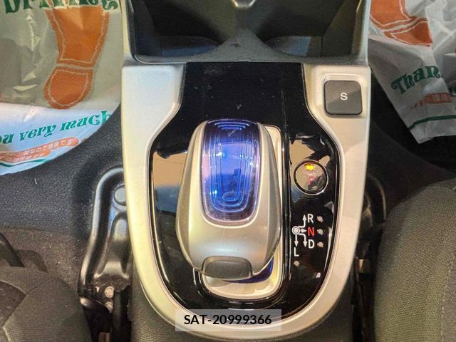 Honda FIT HYBRID 2013-11 8648710-12