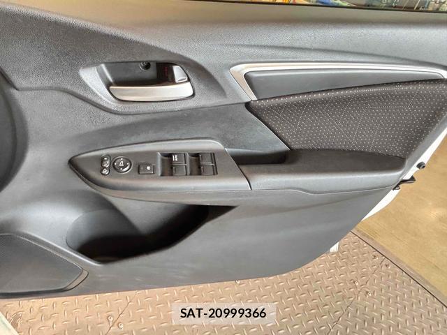 Honda FIT HYBRID 2013-11 8648710-16