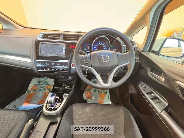 Honda FIT HYBRID 2013-11 8648710-7