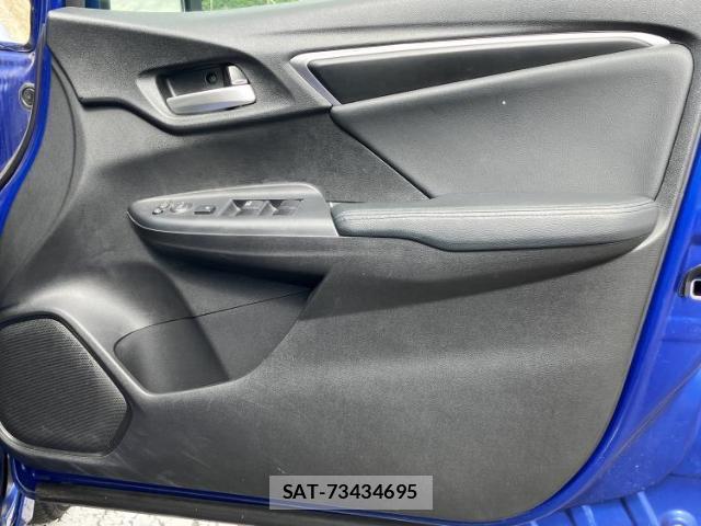 Honda FIT HYBRID 2015-01 8652642-3