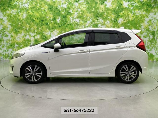 Honda FIT HYBRID 2014-03 8653470-1