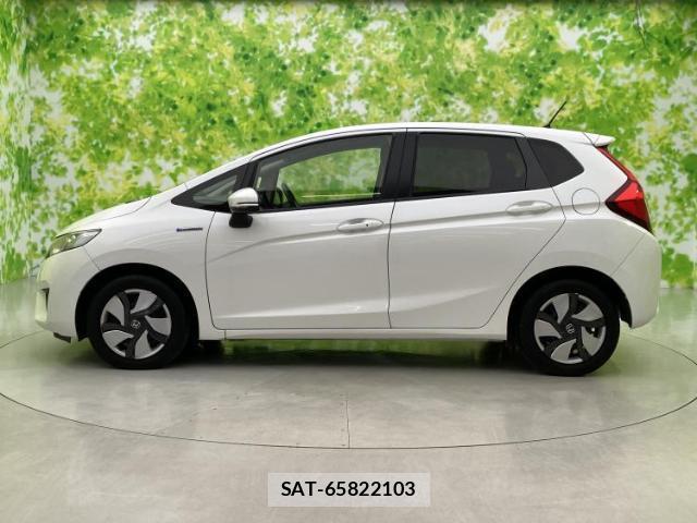 Honda FIT HYBRID 2015-08 8653471-1