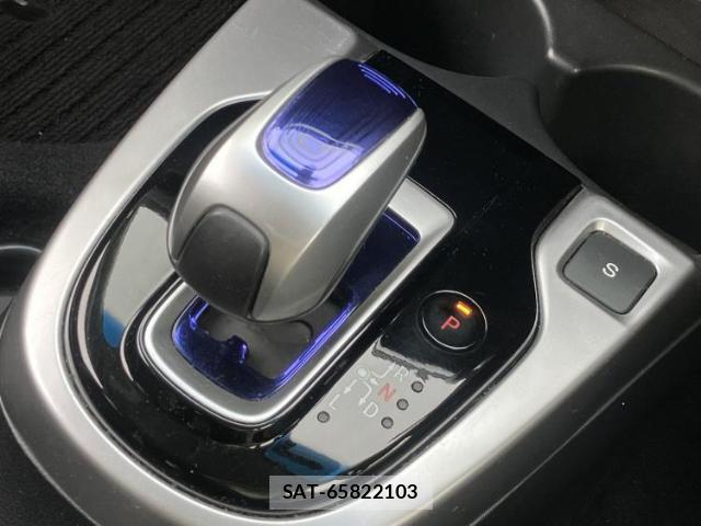 Honda FIT HYBRID 2015-08 8653471-17
