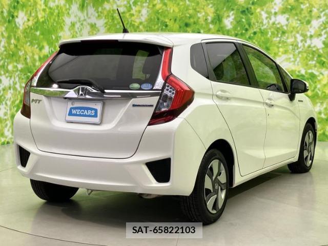 Honda FIT HYBRID 2015-08 8653471-2