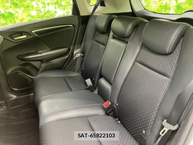 Honda FIT HYBRID 2015-08 8653471-6