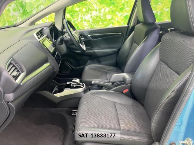 Honda FIT HYBRID 2018-05 8653577-5