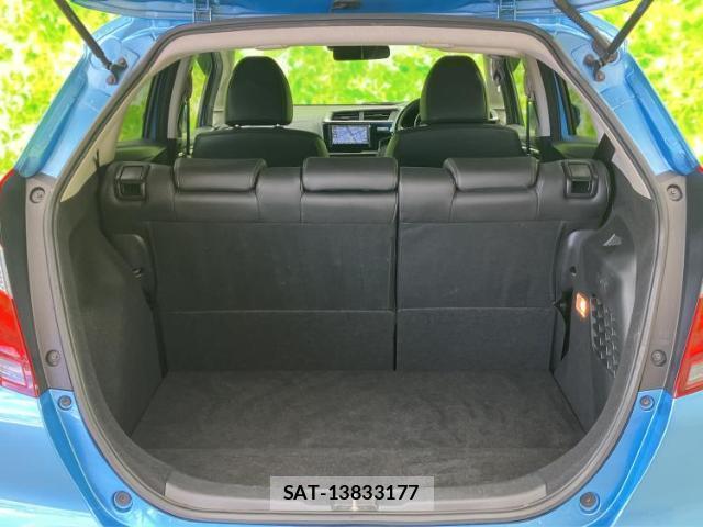 Honda FIT HYBRID 2018-05 8653577-7