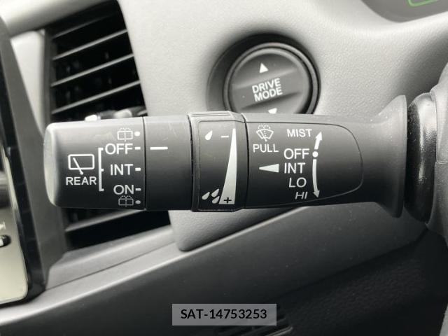 Honda FIT HYBRID 2023-10 8653607-16
