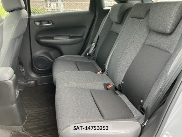 Honda FIT HYBRID 2023-10 8653607-6