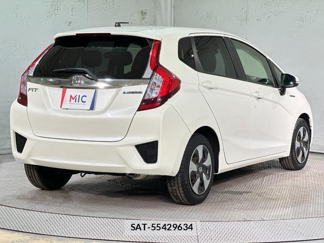 Honda FIT HYBRID 2016-01 8653917-14