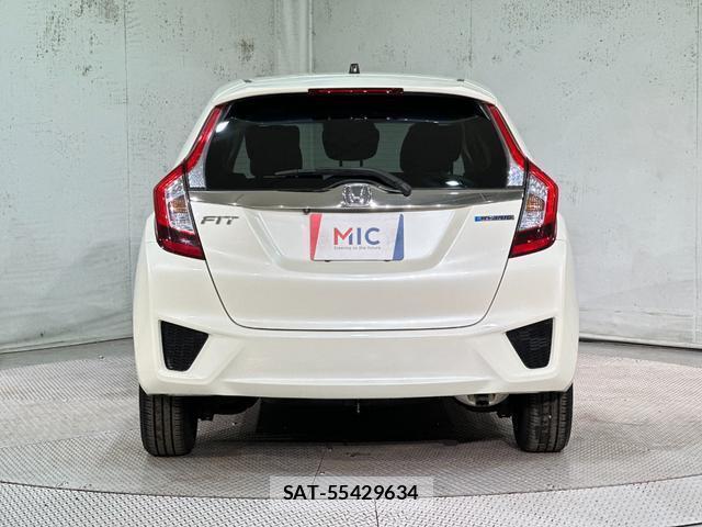 Honda FIT HYBRID 2016-01 8653917-15