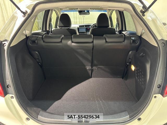 Honda FIT HYBRID 2016-01 8653917-17