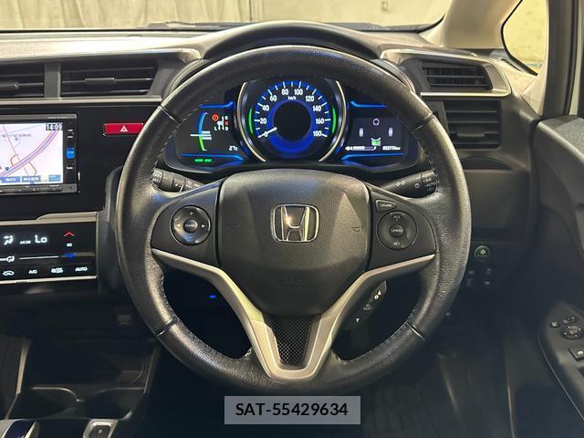 Honda FIT HYBRID 2016-01 8653917-7