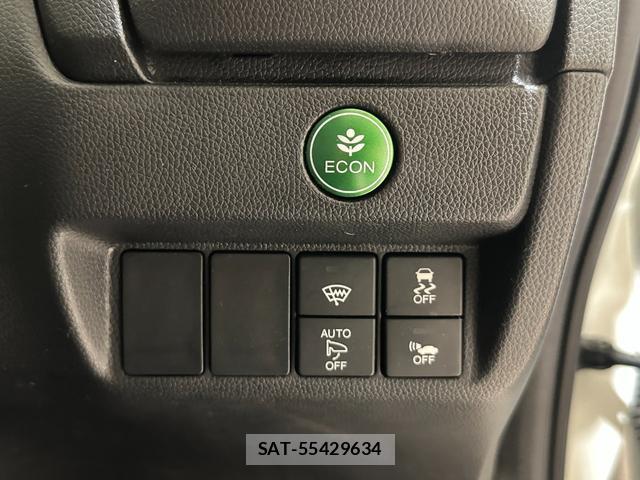 Honda FIT HYBRID 2016-01 8653917-9