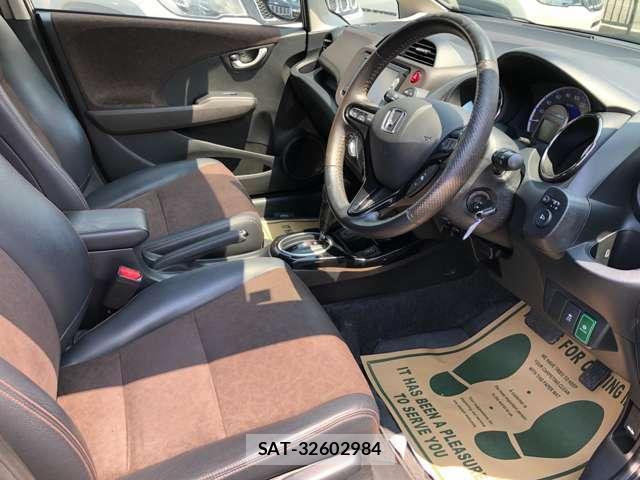 Honda FIT SHUTTLE HYBRID 2014-04 8647135-13