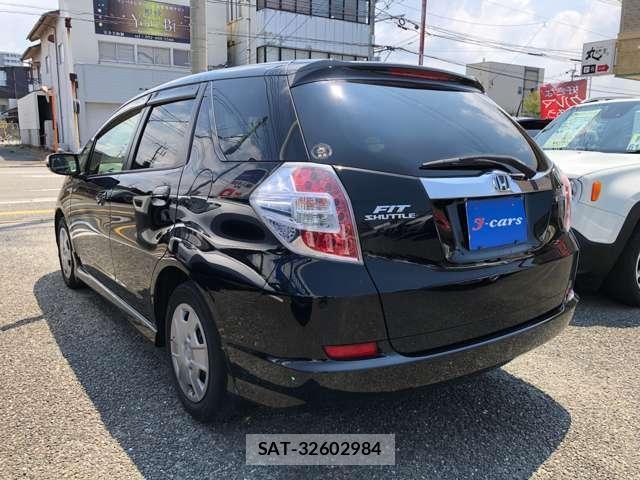 Honda FIT SHUTTLE HYBRID 2014-04 8647135-3