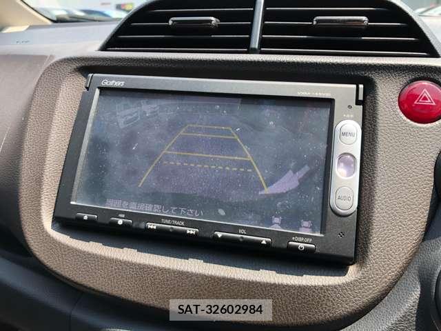 Honda FIT SHUTTLE HYBRID 2014-04 8647135-4