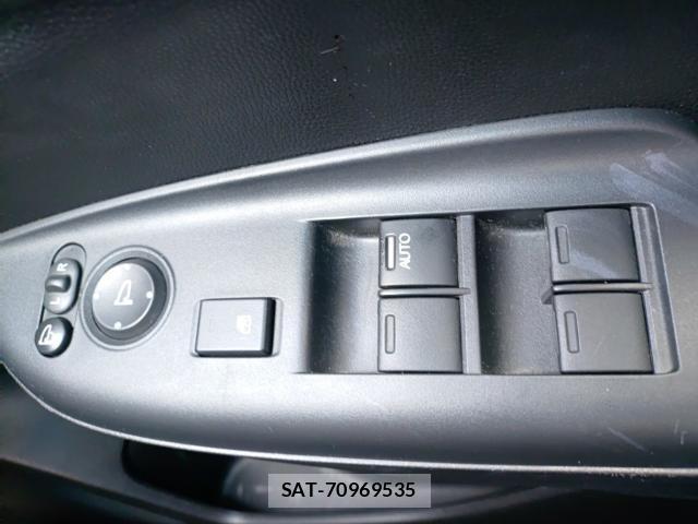Honda FIT 2019-08 8647525-13
