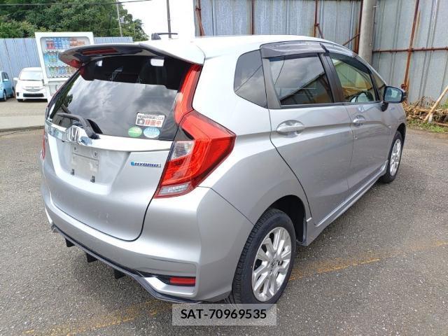 Honda FIT 2019-08 8647525-4