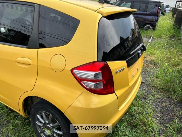 Honda FIT 2007-11 8647997-13