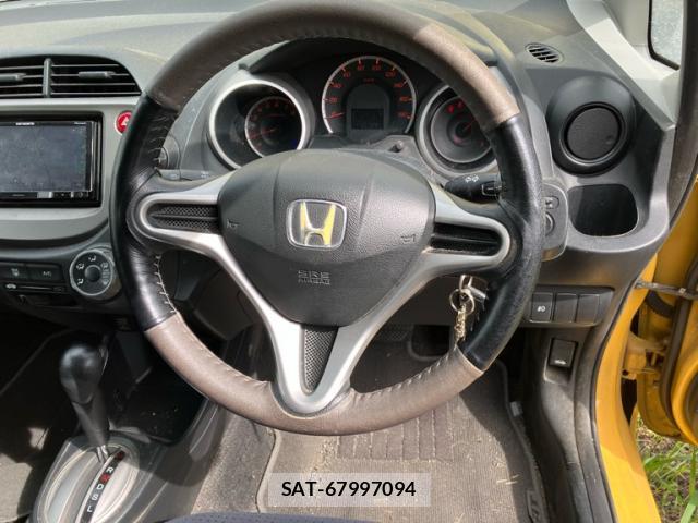 Honda FIT 2007-11 8647997-9