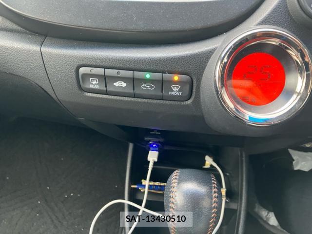 Honda FIT 2011-12 8648431-19