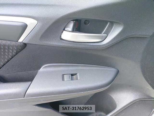 Honda FIT 2019-08 8648632-12