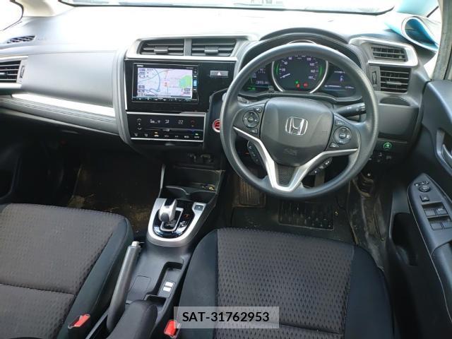 Honda FIT 2019-08 8648632-2