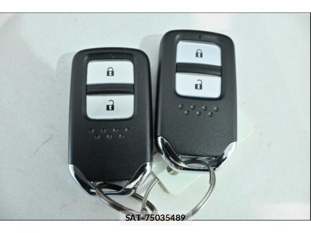 Honda FIT 2023-03 8649270-12