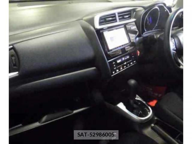 Honda FIT 2017-10 8650231-2