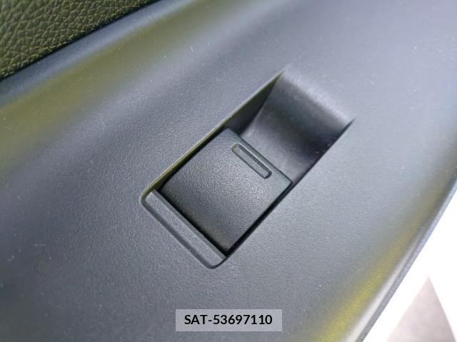 Honda FIT 2015-08 8653367-12