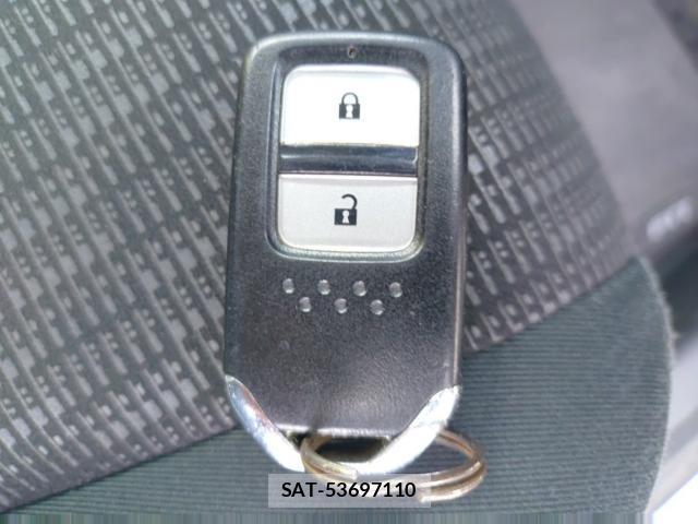 Honda FIT 2015-08 8653367-14