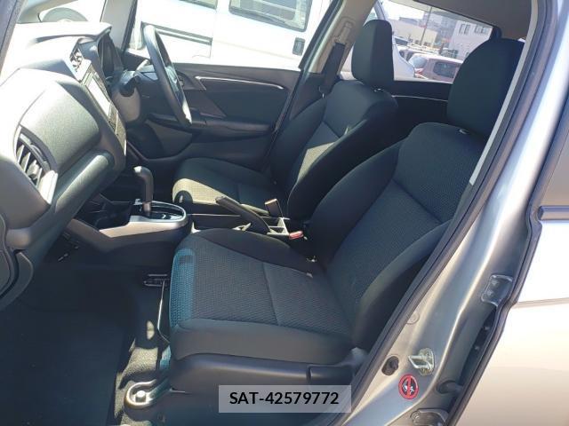 Honda FIT 2019-08 8653368-15