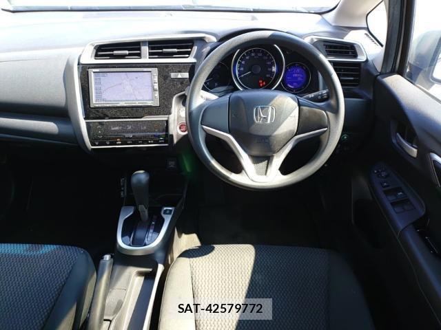 Honda FIT 2019-08 8653368-2
