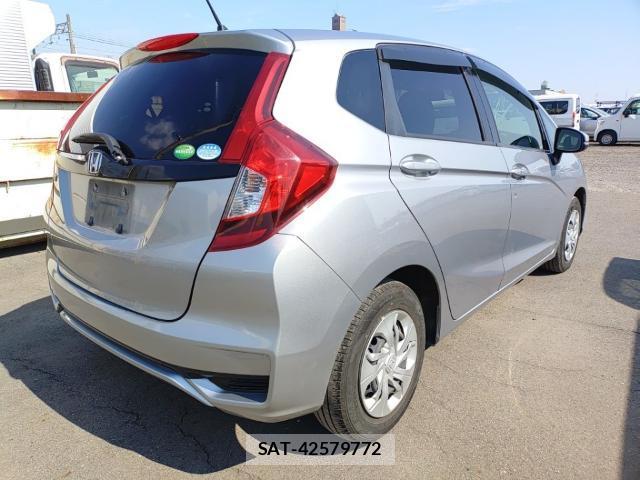 Honda FIT 2019-08 8653368-4