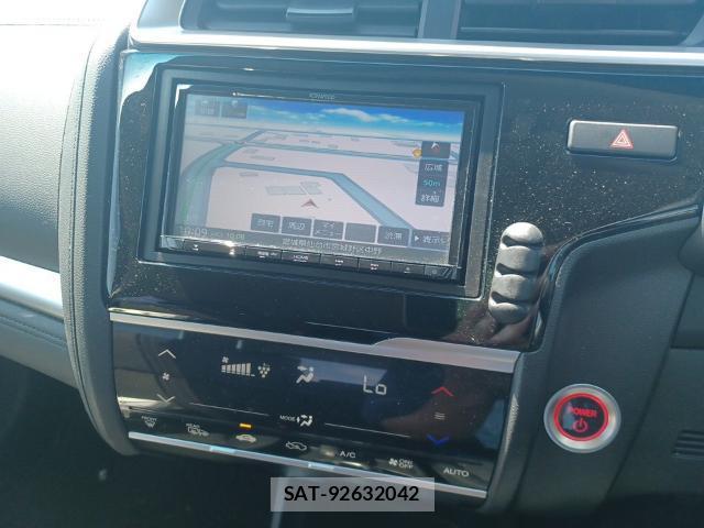 Honda FIT 2018-08 8653427-10