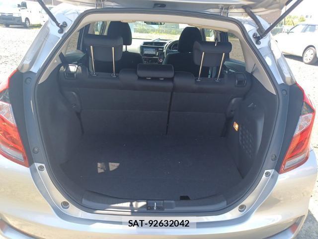 Honda FIT 2018-08 8653427-7