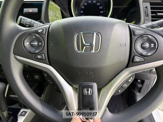 Honda FIT 2019-10 8653485-13