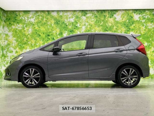 Honda FIT 2017-12 8653585-1
