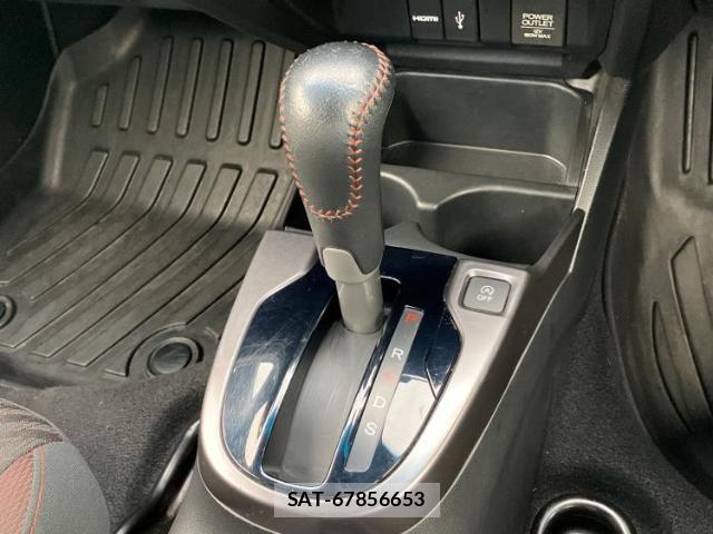 Honda FIT 2017-12 8653585-17