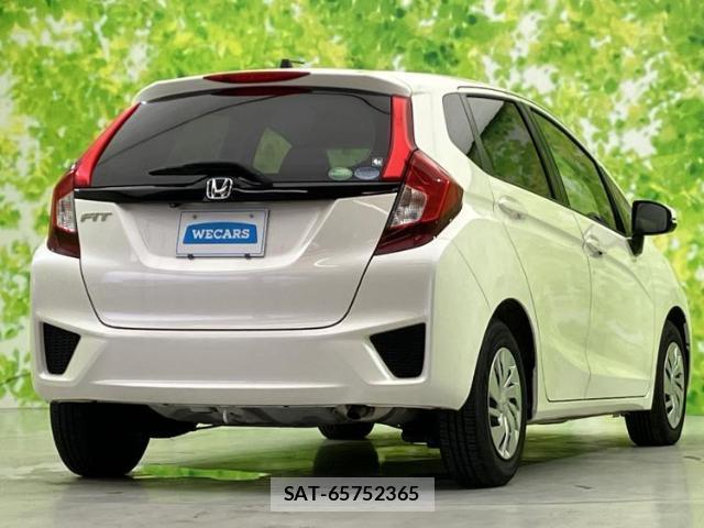 Honda FIT 2016-05 8653586-2