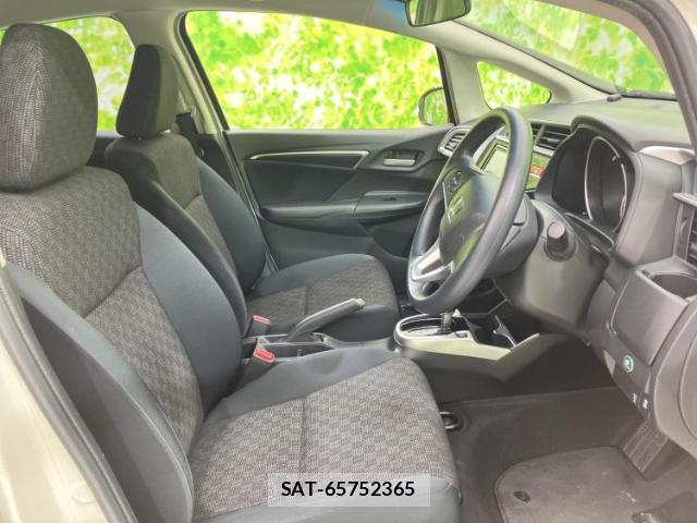Honda FIT 2016-05 8653586-3