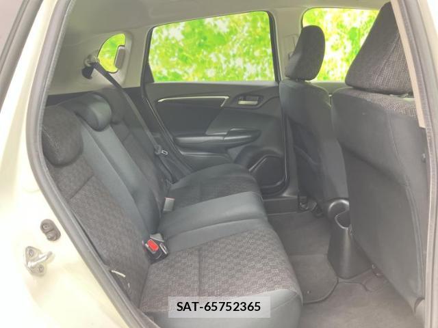 Honda FIT 2016-05 8653586-4