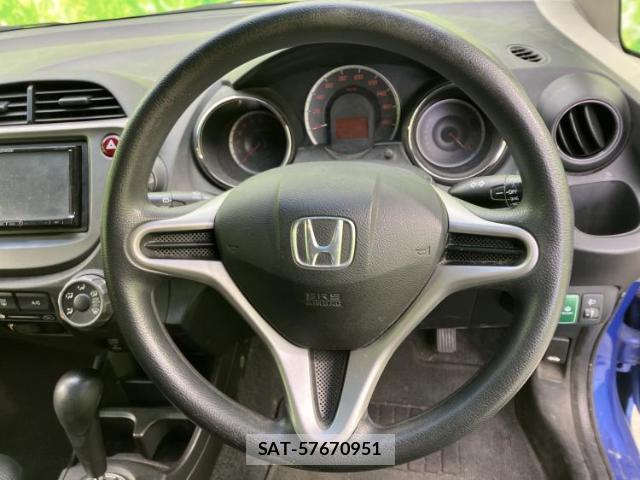 Honda FIT 2012-02 8653777-13
