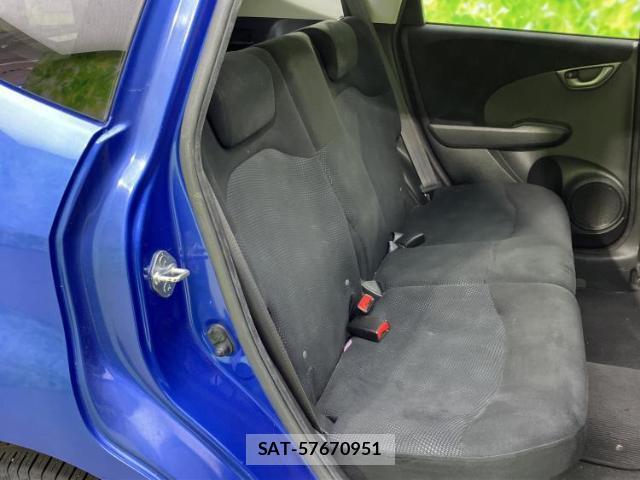 Honda FIT 2012-02 8653777-4